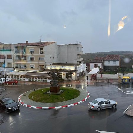 Rotonda Del Minotauro Apartamento Turistico Coria Exterior foto